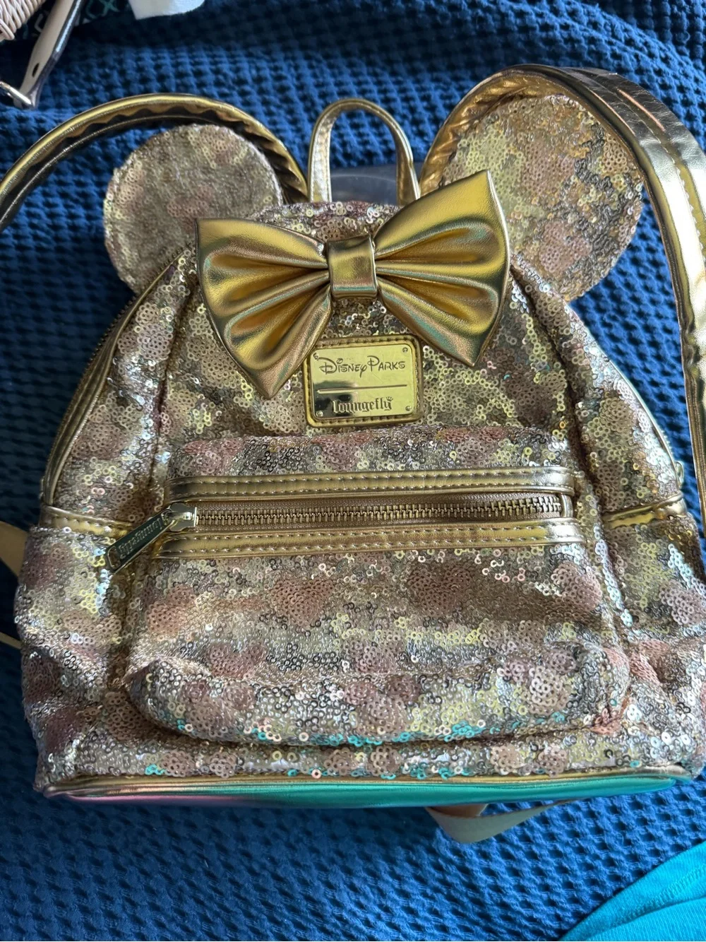 Loungefly Disney pawns Minnie Mouse gold sequin mini backpack